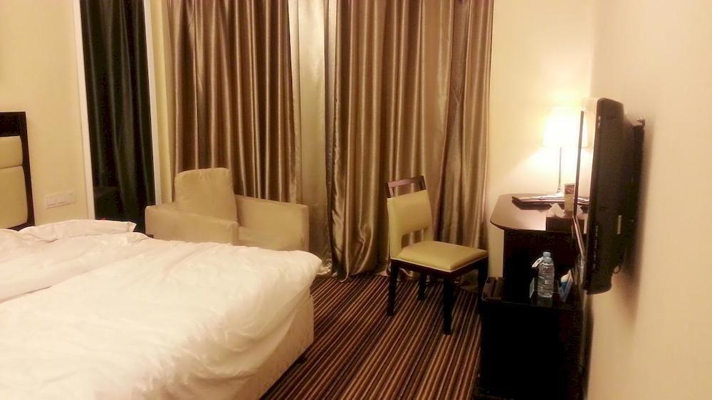 Joy Inn Gongbei Zhuhai Exterior foto